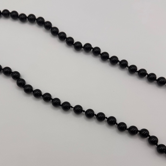 Vintage Hand-knotted Black Onyx Necklace | Polished Gemstone Beads| Classic - Picture 3 of 9